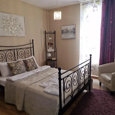 Apartmentspalanga No 1 *